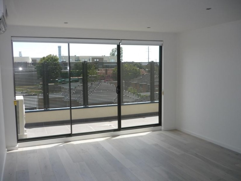 202/131 MCDONALD STREET, Mordialloc VIC 3195