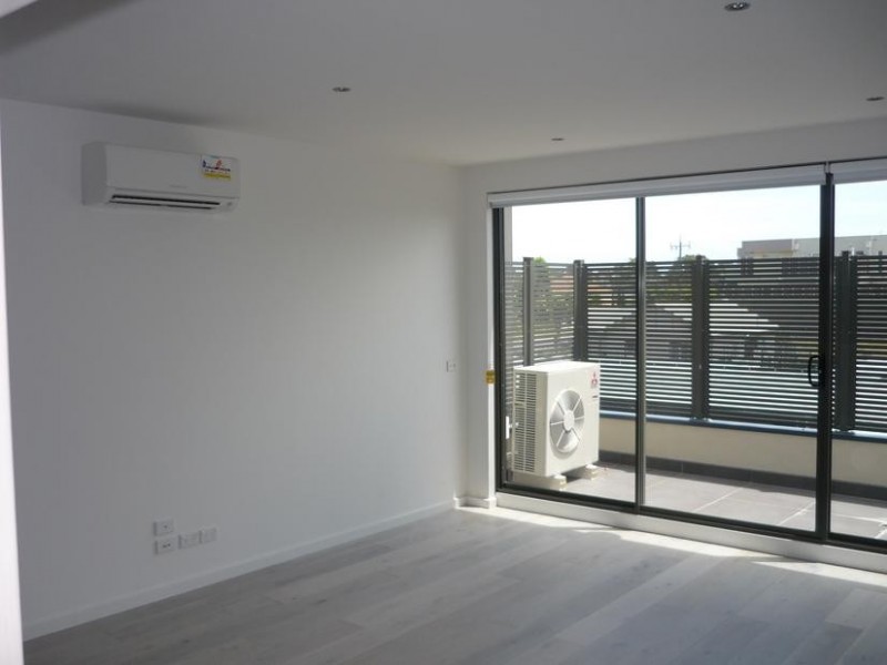 202/131 MCDONALD STREET, Mordialloc VIC 3195