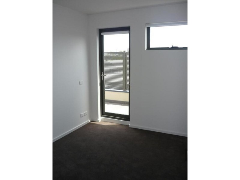 202/131 MCDONALD STREET, Mordialloc VIC 3195