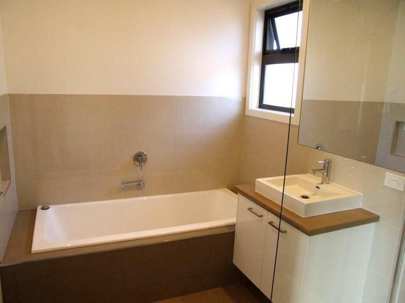 2A DERRICK CLOSE, Aspendale Gardens VIC 3195