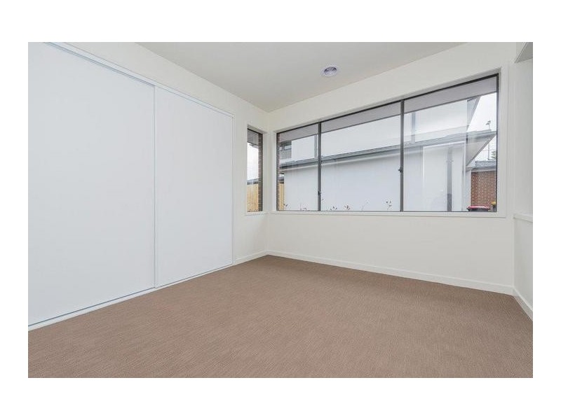 2/89 EDITHVALE ROAD, Edithvale VIC 3196