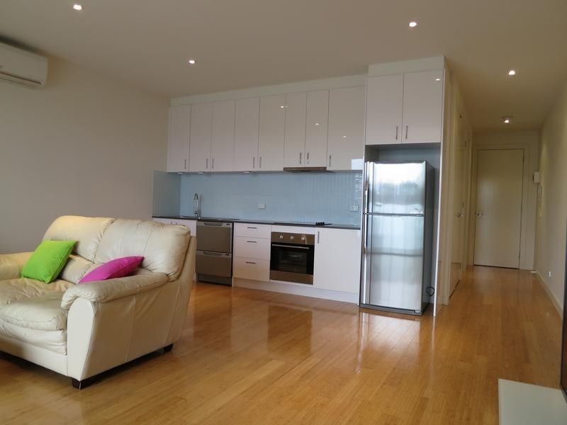 4/96-98 WHITE STREET, Mordialloc VIC 3195