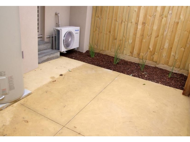 1/107 ALBERT STREET, Mordialloc VIC 3195