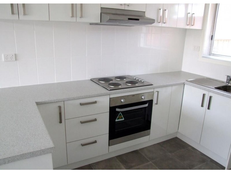 4/107 ALBERT STREET, Mordialloc VIC 3195