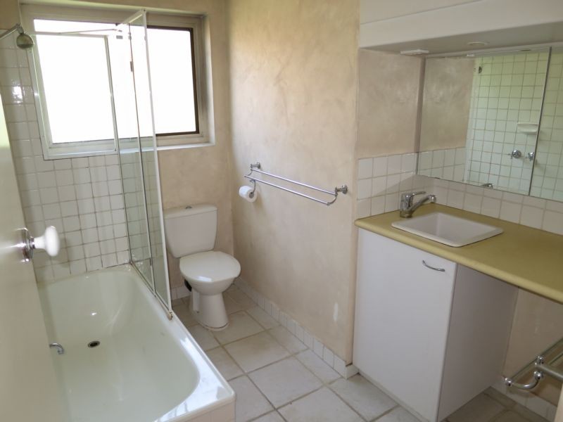 10/214 BEACH ROAD, Mordialloc VIC 3195