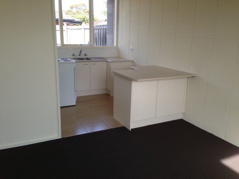 2/58 WOODBINE GROVE, Chelsea VIC 3196