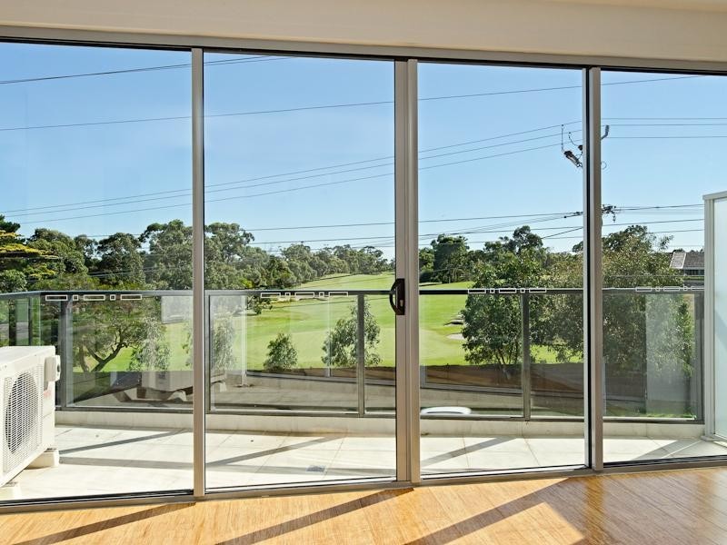 201/90 WHITE STREET, Mordialloc VIC 3195