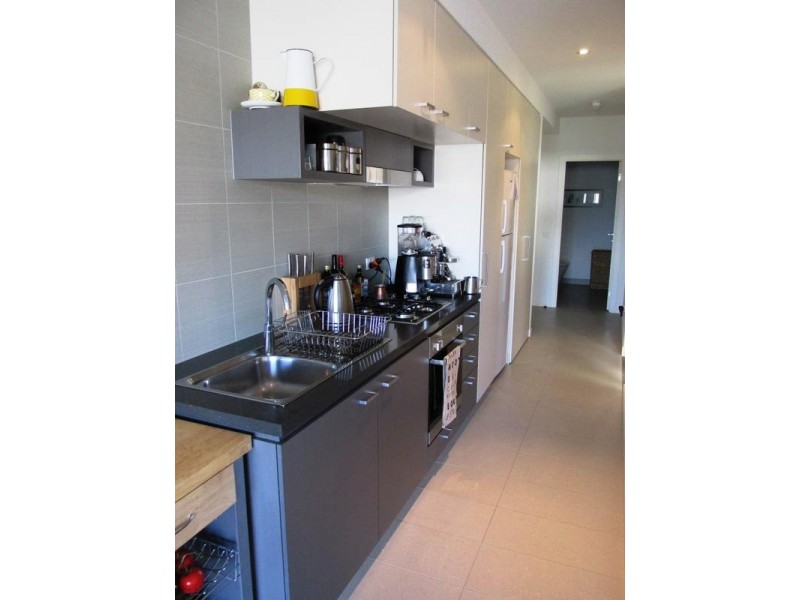 105/5 BEAR STREET, Mordialloc VIC 3195