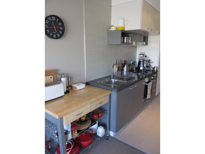 105/5 BEAR STREET, Mordialloc VIC 3195