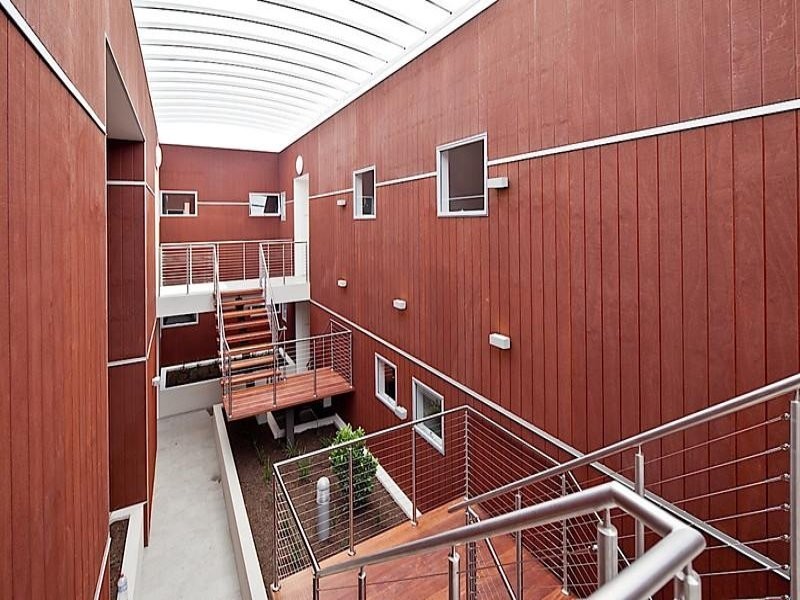 105/5 BEAR STREET, Mordialloc VIC 3195