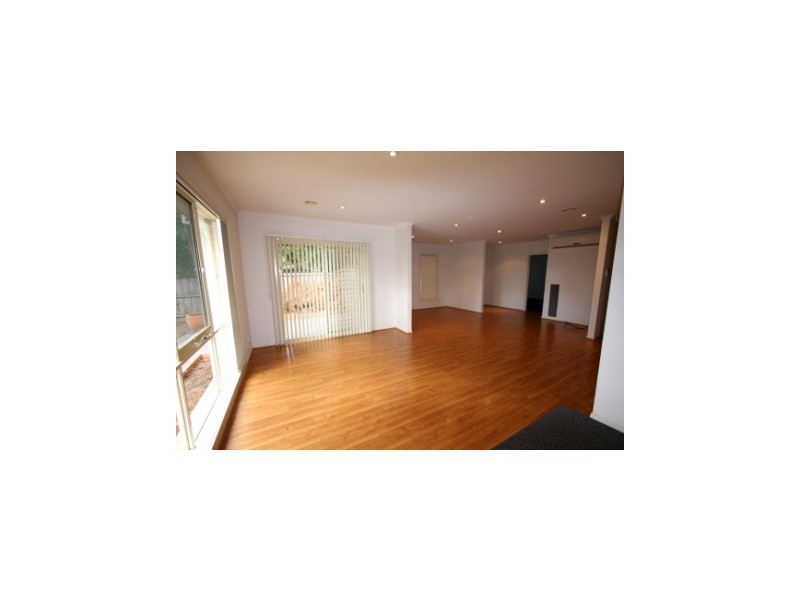 70 Montrose Avenue, Edithvale VIC 3196