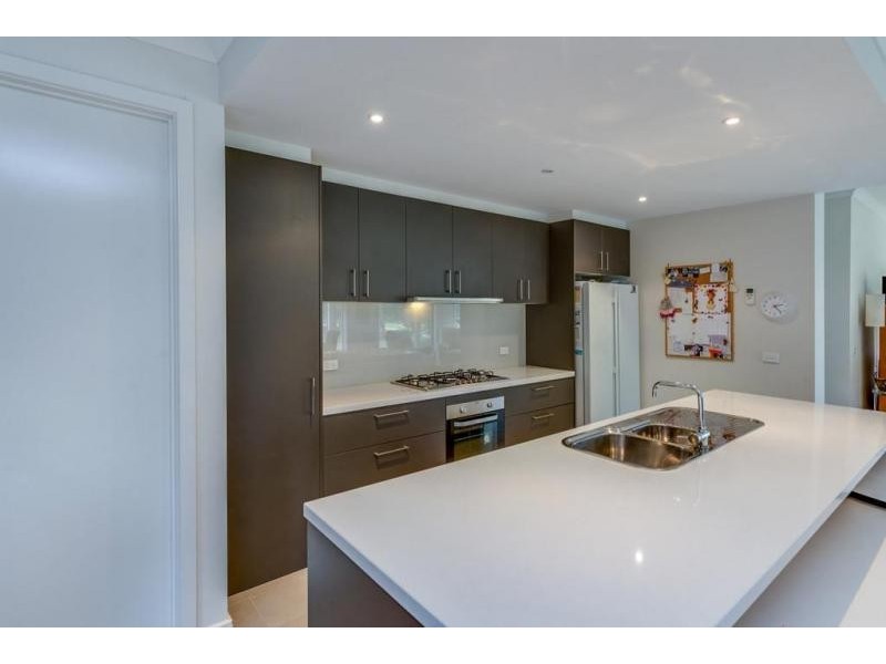 12 Timbertop Terrace, Keysborough VIC 3173