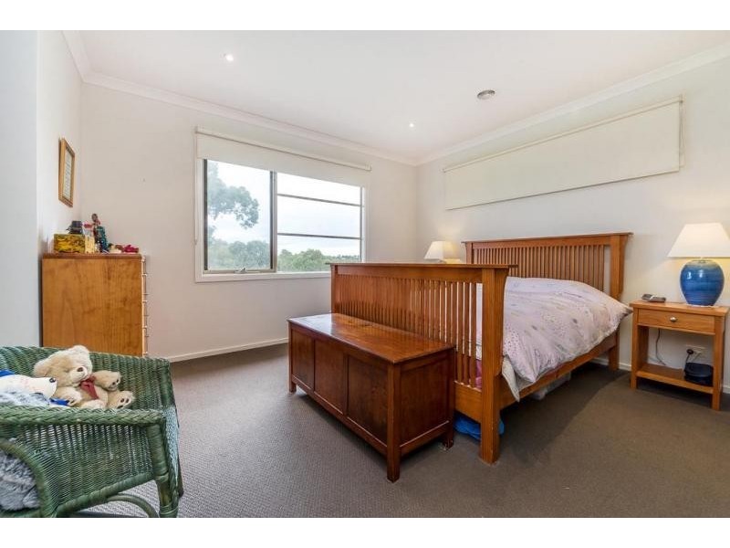 12 Timbertop Terrace, Keysborough VIC 3173