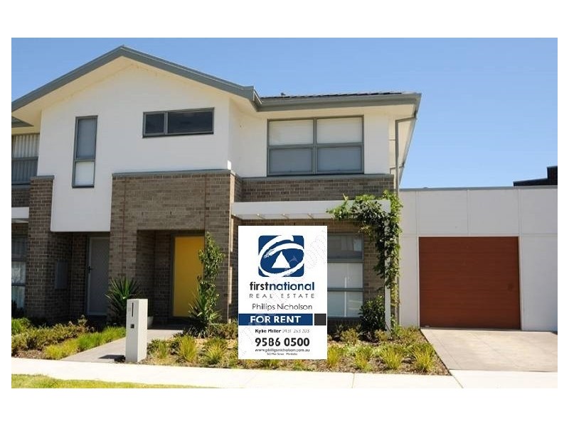 11 JUBILEE BOULEVADE, Waterways VIC 3195