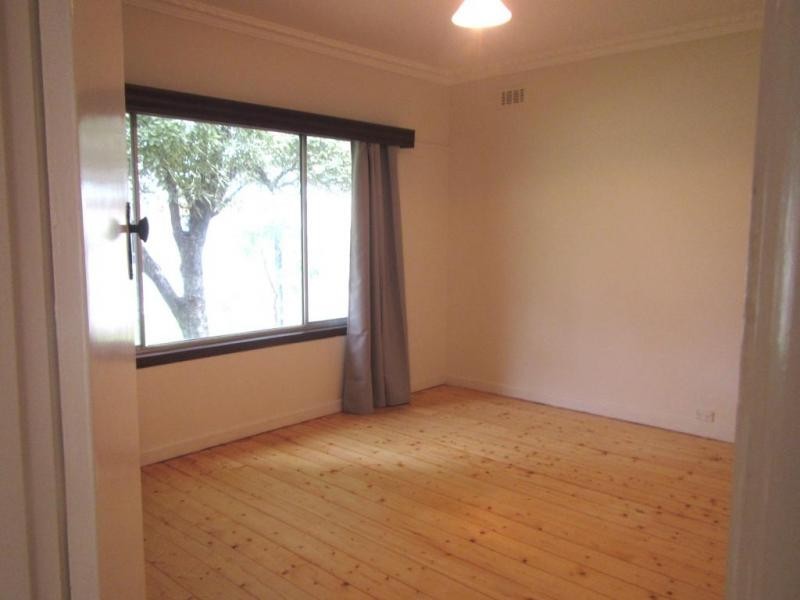 6 PARK STREET, Seaford VIC 3198