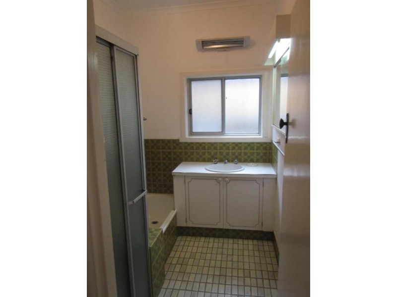 6 PARK STREET, Seaford VIC 3198