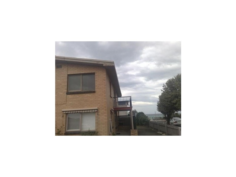 2/8 BANK ROAD, Edithvale VIC 3196