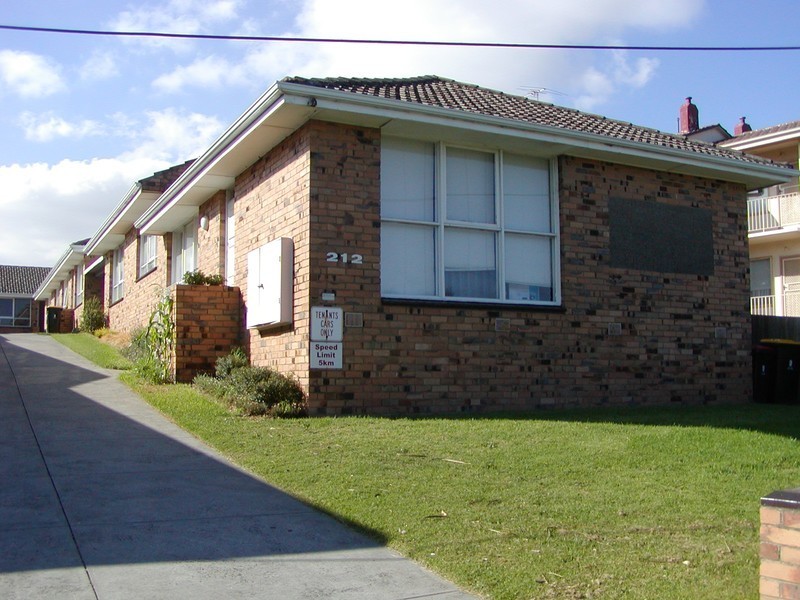4/212 BEACH ROAD, Mordialloc VIC 3195