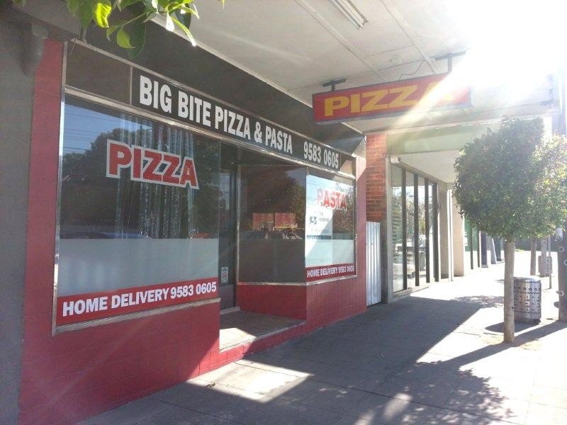 350 BAY RD, Cheltenham VIC 3192