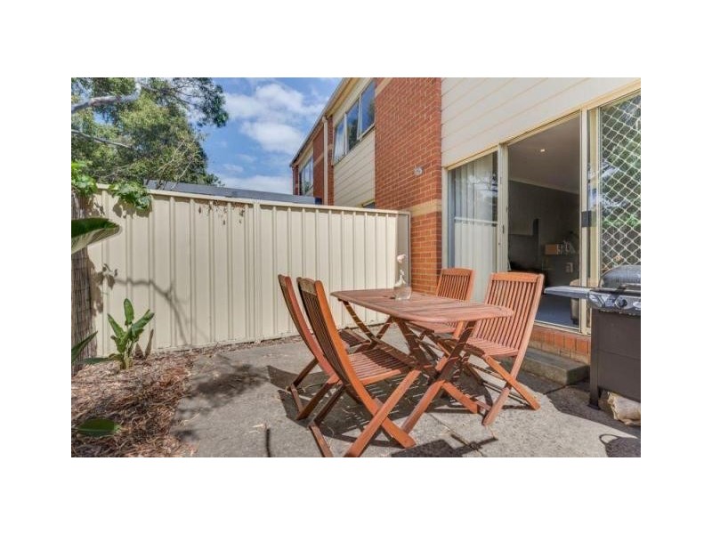 4/114 WARREN ROAD, Mordialloc VIC 3195