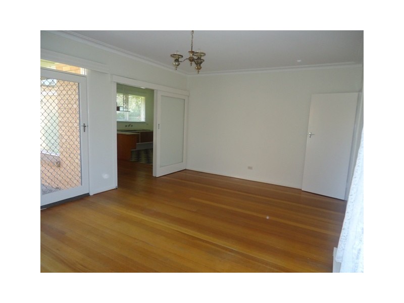 24 YACKATOOON AVENUE, Aspendale VIC 3195