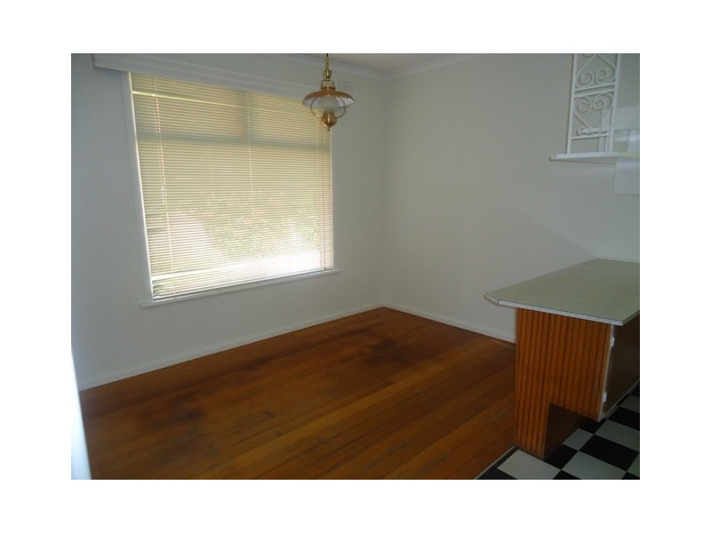 24 YACKATOOON AVENUE, Aspendale VIC 3195