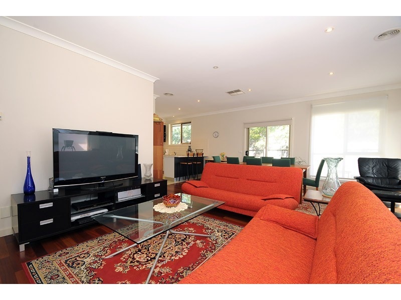 1/20 THAMES PROMENADE, Chelsea VIC 3196