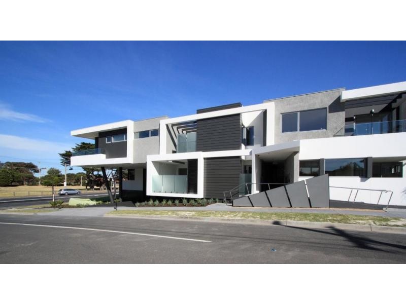 2 ALFRED STREET, Aspendale VIC 3195