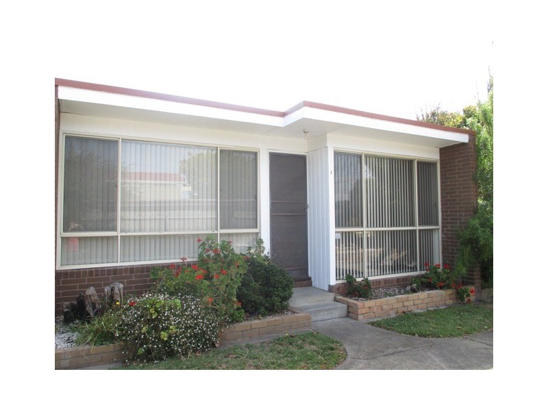 1/2 ASHMORE AVENUE, Mordialloc VIC 3195