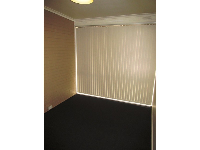 1/2 ASHMORE AVENUE, Mordialloc VIC 3195