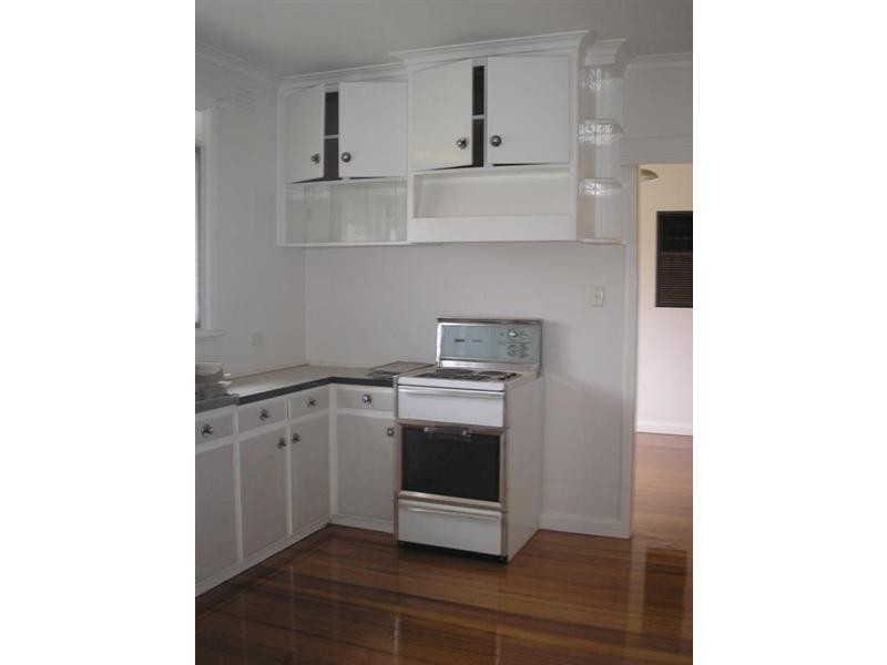 37 CATHERINE ROAD, Bentleigh East VIC 3165