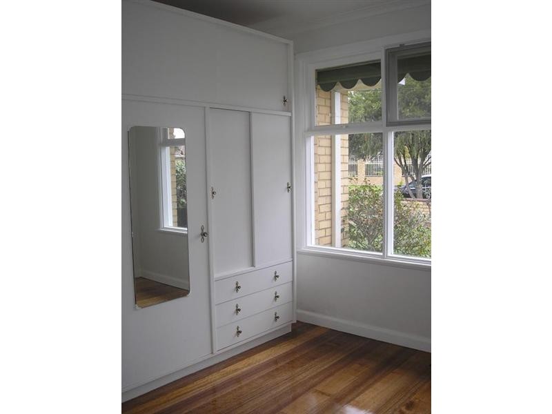 37 CATHERINE ROAD, Bentleigh East VIC 3165