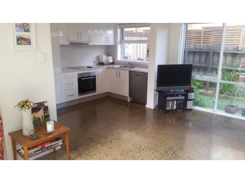 4/11 MCDONALD STREET, Mordialloc VIC 3195