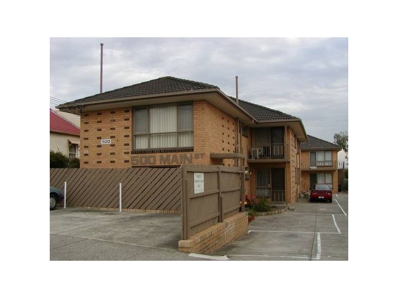 2/500 MAIN STREET, Mordialloc VIC 3195
