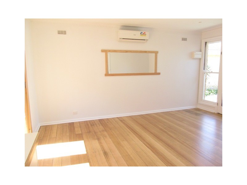 2/3 RENNISON STREET, Parkdale VIC 3195