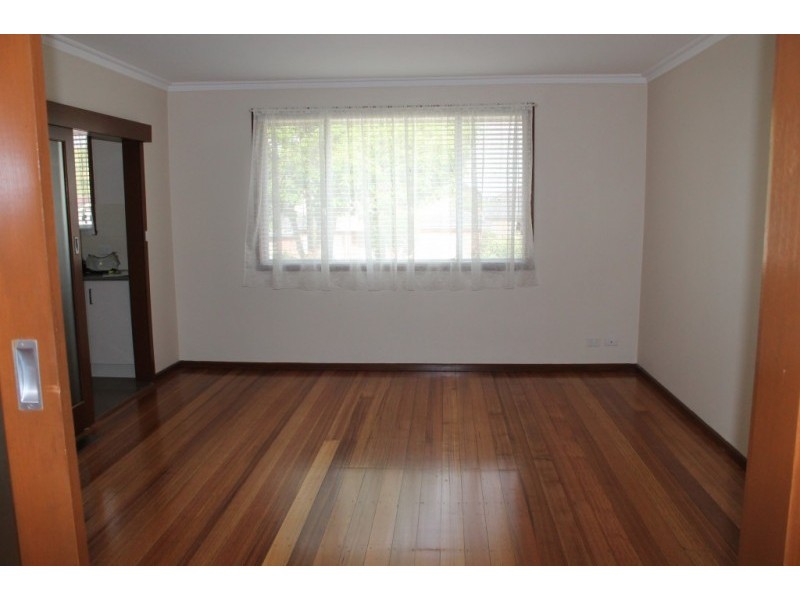 4/18 ALEXANDER AVENUE, Oakleigh East VIC 3166