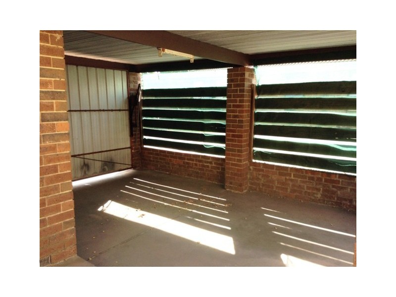 1/2 LABURNUM STREET, Parkdale VIC 3195