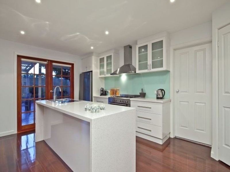 60 EMMA STREET, Carrum VIC 3197