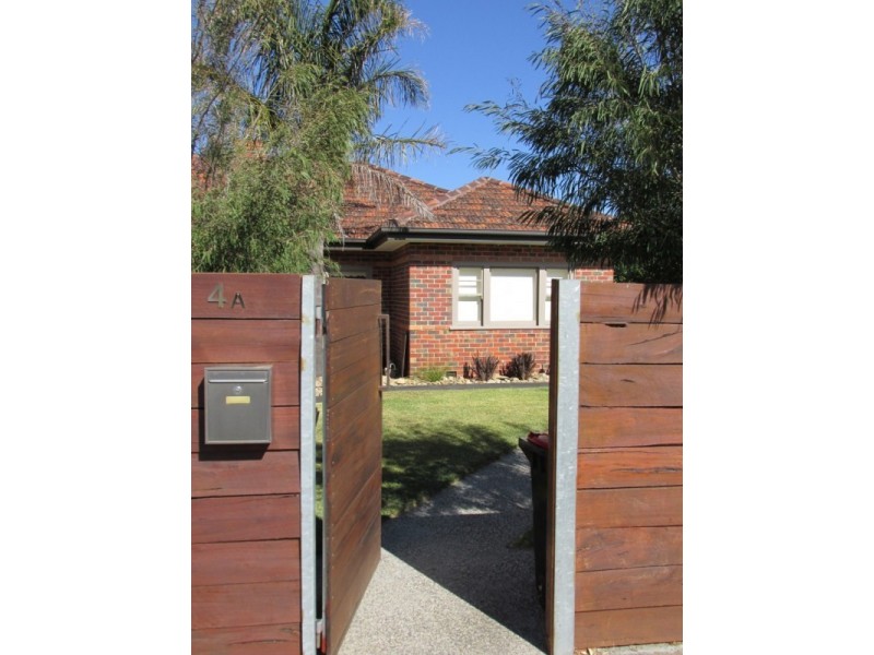 4A MONTGOMERY STREET, Mordialloc VIC 3195