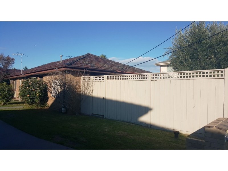 1/8 EDITH STREET, Mordialloc VIC 3195