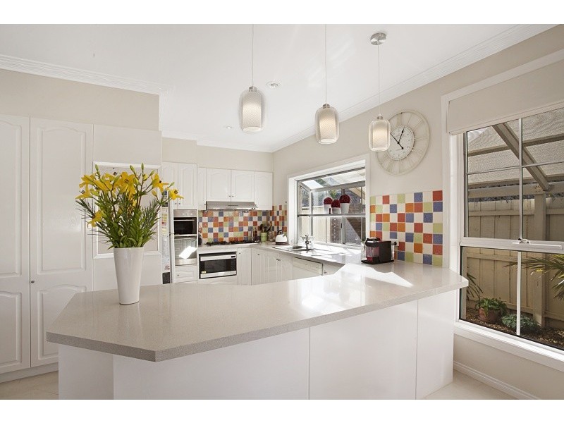 2/194 Beach Road, Mordialloc VIC 3195