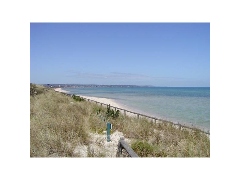 2/295 NEPEAN HIGHWAY, Seaford VIC 3198