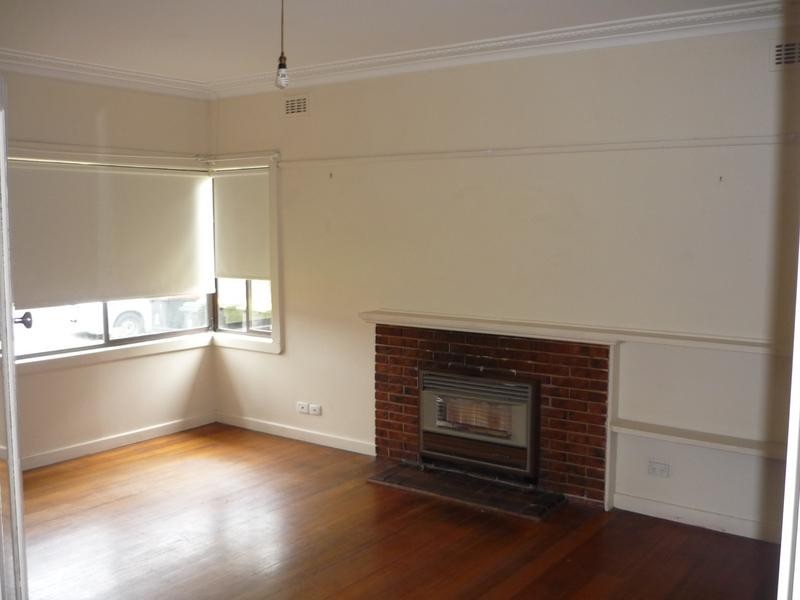 5 CENTREWAY, Mordialloc VIC 3195