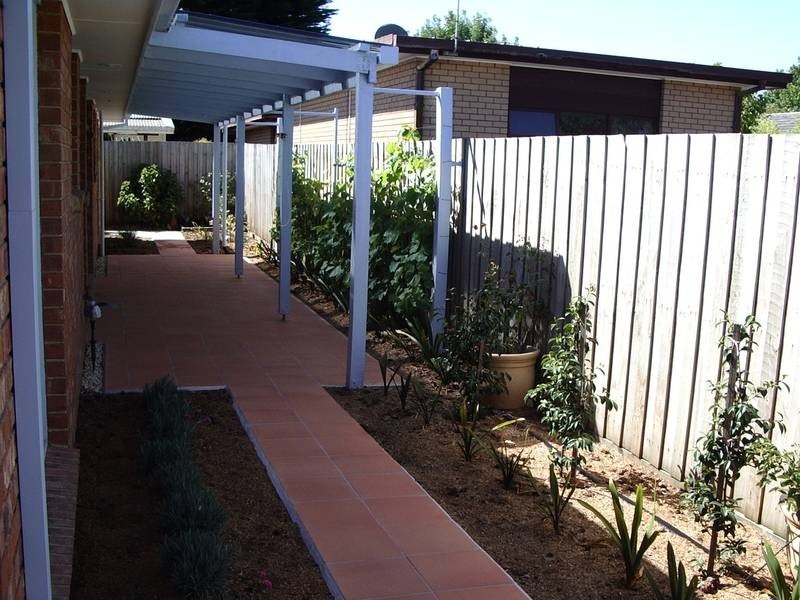 2/76 RAE AVENUE, Edithvale VIC 3196