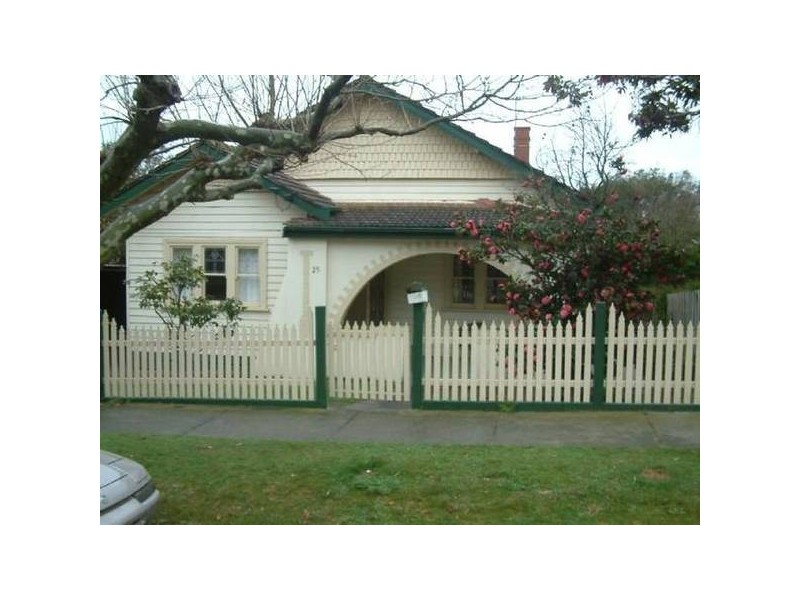 RENNISON STREET, Parkdale VIC 3195