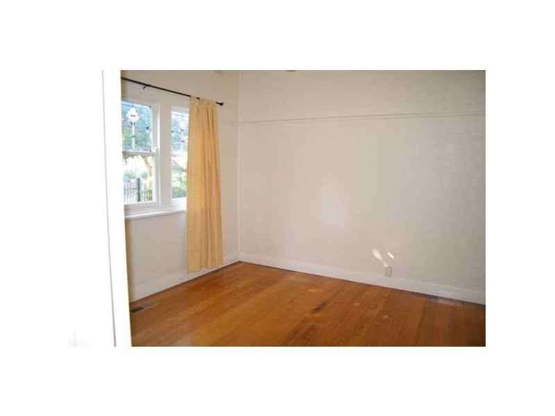 RENNISON STREET, Parkdale VIC 3195