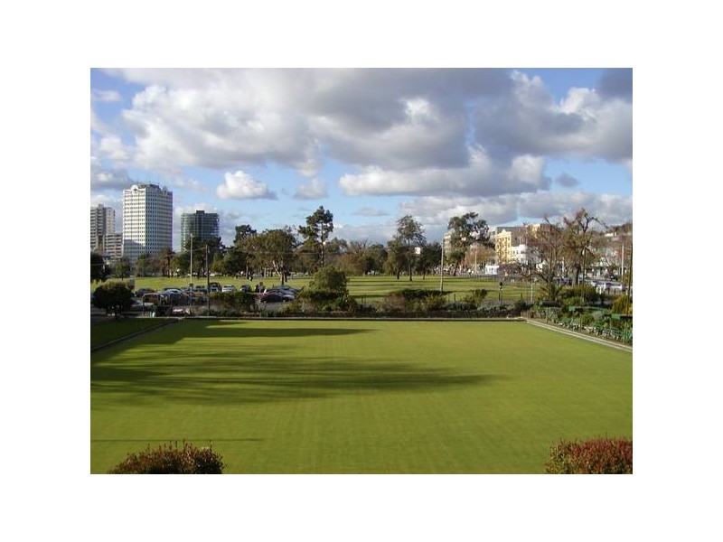 12/64 FITZROY STREET, St Kilda VIC 3182