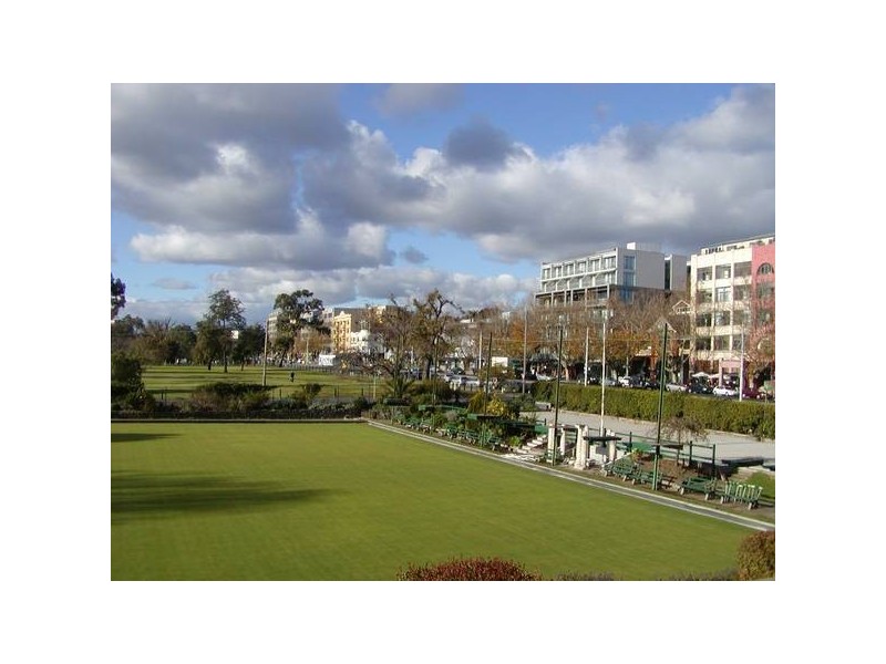 12/64 FITZROY STREET, St Kilda VIC 3182