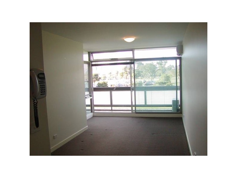 12/64 FITZROY STREET, St Kilda VIC 3182