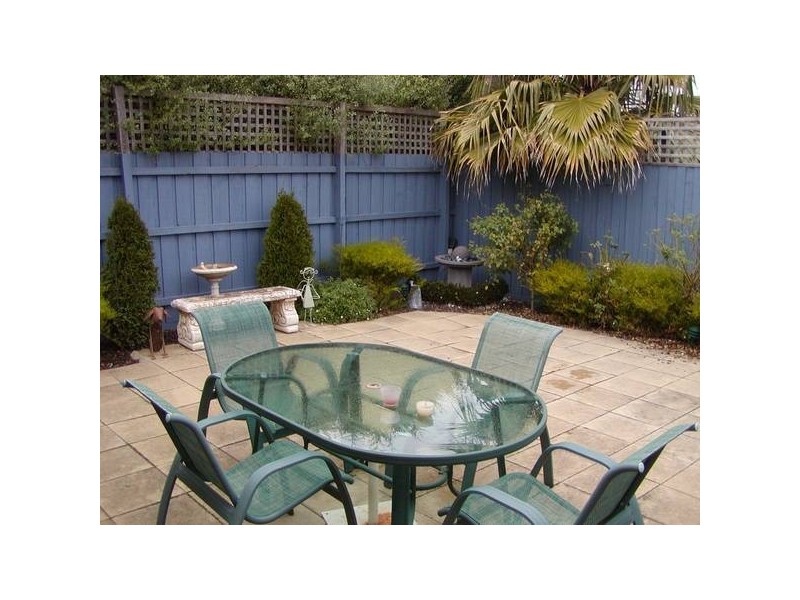 1/20 ELLIOTT STREET, Parkdale VIC 3195